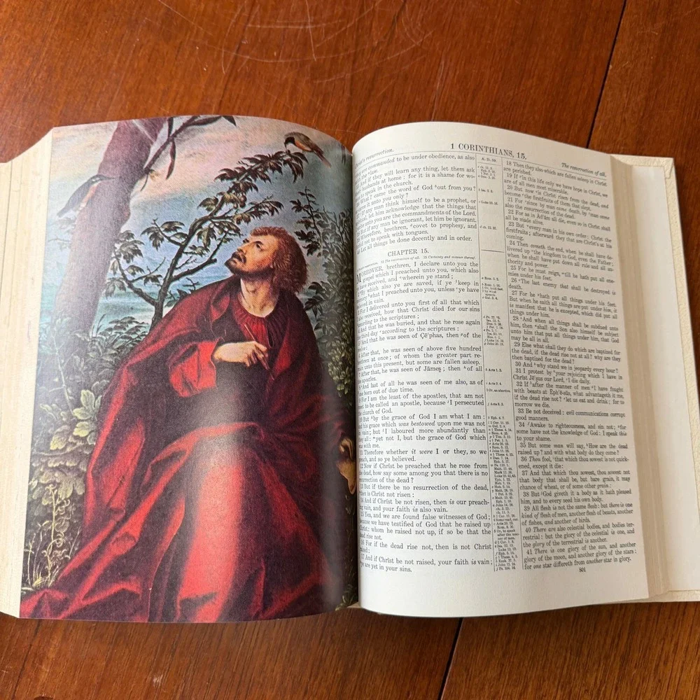 Lamplight Publishing Holy Bible KJV Family Altar Edition White Gold Gilt Vintage